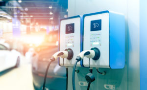 Electric car charging station for charging EV battery